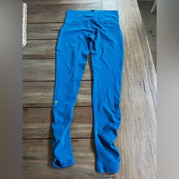 IVIVVA/LuLuLemon teal Blue High-Waisted Leggings; size 12 (will fit size small) - Picture 5 of 9